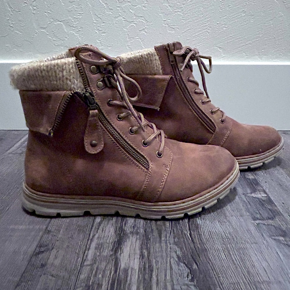 Cliffs by White Mountain Boots